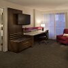 Отель Delta Hotels by Marriott Winnipeg, фото 6