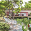 Отель Awesome Home in Brela with Hot Tub, WiFi & 4 Bedrooms, фото 22