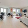Отель Fabulous 2-bed Penthouse, Wimbledon, фото 4