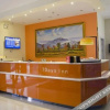Отель 7 Days Inn (Huanggang Luotian Dabieshan Yexiao Square), фото 5