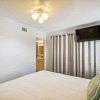 Отель SPC 2013 is a Pet Friendly Upstairs 1 BR With Seasonal Beach Setup by Redawning, фото 1