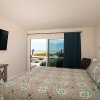 Отель Remodeled Ocean View Condo With Spa & Beach Access Sbtc109 by Redawning, фото 5