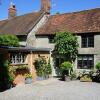 Отель Stunning Historic 2-bed House in Shaftesbury, фото 36