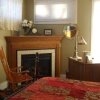 Отель Everest Inn Bed and Breakfast, фото 1