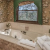 Отель Harper Haus - Four Bedroom Cabin with Hot Tub, фото 9