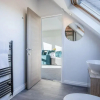 Отель The Penthouse - 1 Bedroom Apartment - Ocean Breeze, фото 11