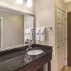 Отель La Quinta Inn & Suites by Wyndham Louisville East, фото 8