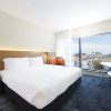 Отель Holiday Inn Express Adelaide City Centre, an IHG Hotel, фото 3