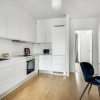 Отель Bright and Spacious Apartment near metro station and a supermarket, фото 3