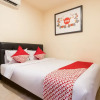 Отель OYO 786 Sutomo Guest House, фото 3