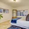 Отель Coral House in Camps Bay, фото 4