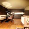 Отель Hollywood 1 - A luxury, comfortable and spacious apartment located directly on the slopes!, фото 12