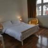 Отель Newly refurbished home near Whitton station, фото 7