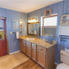 Отель Hunter's Haven, 2 Bedrooms, Sleeps 6, Ocean Front, Pet Friendly, фото 3