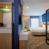 Отель Springhill Suites By Marriott Medford Airport, фото 2
