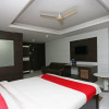 Отель Royal AR Residency By OYO Rooms, фото 2