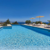 Отель Charming Retro Studio With Shared Pool and View, фото 12