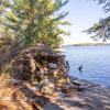 Отель Blueberry Point A Classic Lake Joseph family cottage on a 900 ft peninsula, фото 12