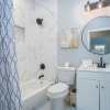 Отель Downtown Dream Home Spacious 4br/2ba Sleeps 12!, фото 8