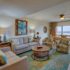 Отель Stunning Ground Floor Condo With Lush Lawn Overlooking White Sands, фото 2