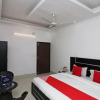 Отель The Reverend by OYO Rooms, фото 7