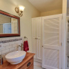 Отель 66 Weeden Street Home 3 Bedrooms 2.5 Bathrooms Home, фото 9
