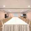 Отель Igloo Hotel Cibitung, фото 9