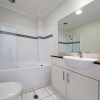 Отель Barrington, 709/35-45 Shoal Bay Road, фото 7