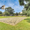 Отель Lovely Gulfport Home: Walk to Beach,1 Mi to Marina, фото 13