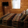 Отель Kickin Back Jack Three Bedroom Cabin, фото 16