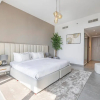 Отель Brand New, Stylish 2br and M, Amazing Marina Views, фото 2