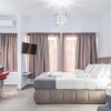 Отель Iguana Gold Luxury Suites 1min From Ermou Str, фото 4