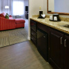 Отель Hampton Inn & Suites Fredericksburg, фото 21