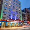 Отель Ramada by Wyndham New York Times Square West, фото 1