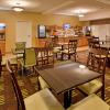 Отель Holiday Inn Express Hotel & Stes Kansas City Sports Complex, an IHG Hotel, фото 27