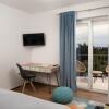 Отель Secluded Villa in Murvica with Terrace, фото 11