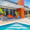 Отель Stunning Modern Home, Near Beaches Full AC, фото 40