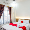 Отель RedDoorz near Terminal Tirtonadi 2, фото 3
