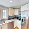 Отель Remodeled Beach Haven W/ New Chefs Kitchen 4 Bedroom Home, фото 4
