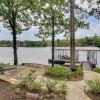 Отель Waterfront Royal Home w/ Dock & Patio!, фото 18