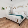 Отель Bold Bright 4br/3.5full Baths Near Riverwalk Dtown, фото 4