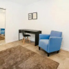 Отель Views from Red Hill Modern and Spacious Split Level Executive 3BR Red Hill Apartment Close to CBD, фото 2