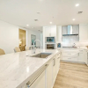 Отель Ten35 Seaside: Direct Gulf View - Residence 405, фото 12