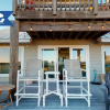 Отель LP6 Well Appointed Home, Large Back Deck, Views of Gulf, Screened in Porch, фото 1