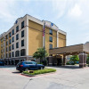 Отель Comfort Suites DFW North/Grapevine, фото 1