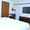 Отель Grand Manor Suites, фото 6