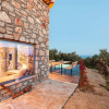 Отель Gerakada Luxury-seaview Villa With Private Pool, фото 1