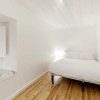Отель Beautiful 1-Bedroom Apt in Lisbon - NO TV -, фото 4
