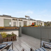 Отель 2BR 2BA The Ballard Modish Seattle w Rooftop View, фото 20