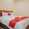 Отель RedDoorz Plus near Plaza Blok M, фото 5